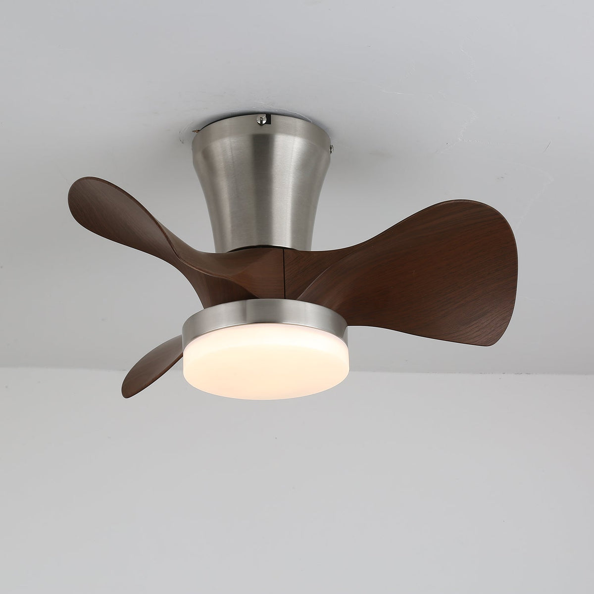 Arvento Ceiling Fan Light with LED and Remote – Modern Low-Profile Design