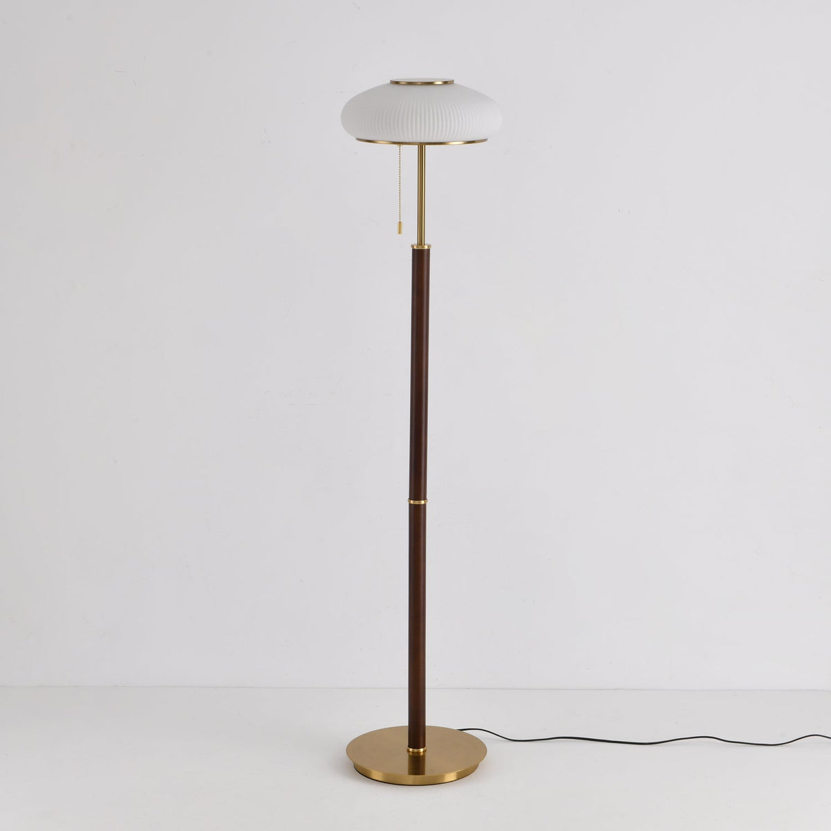 Arvia Floor Lamp – Modern Walnut Wood & Brass Standing Light