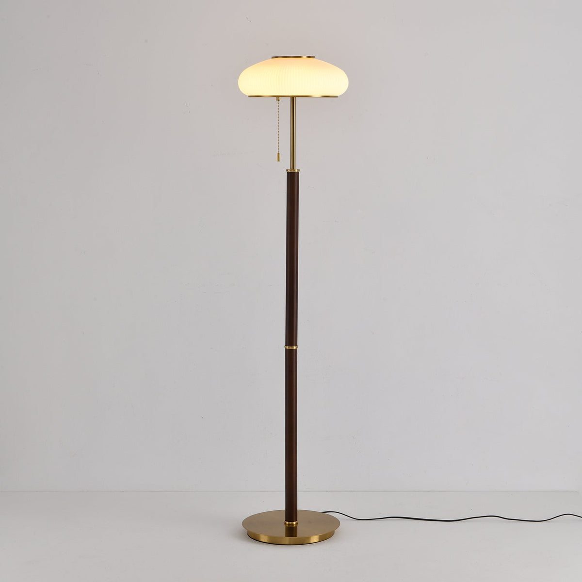 Arvia Floor Lamp – Modern Walnut Wood & Brass Standing Light