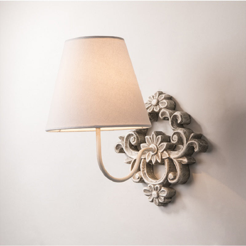 ascoux-wall-lamp