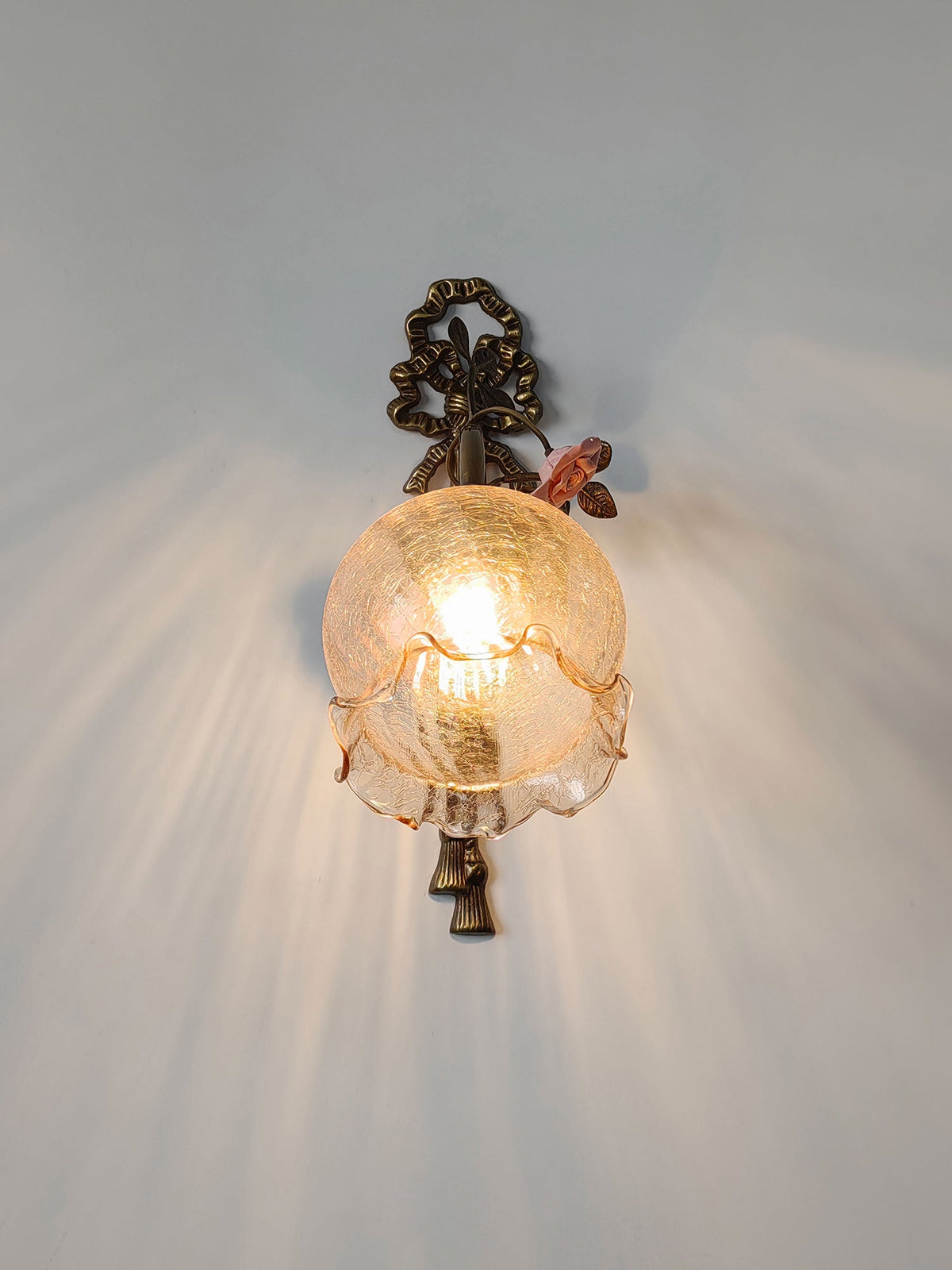 asfour-brass-wall-lamp