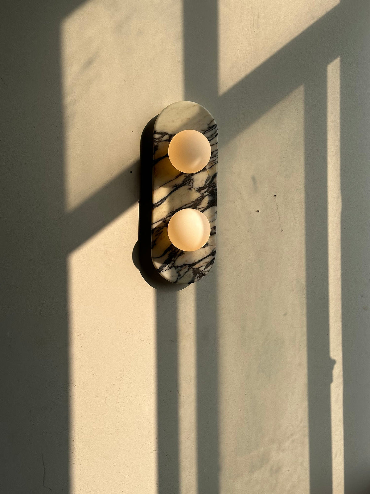 asteria-wall-lamp