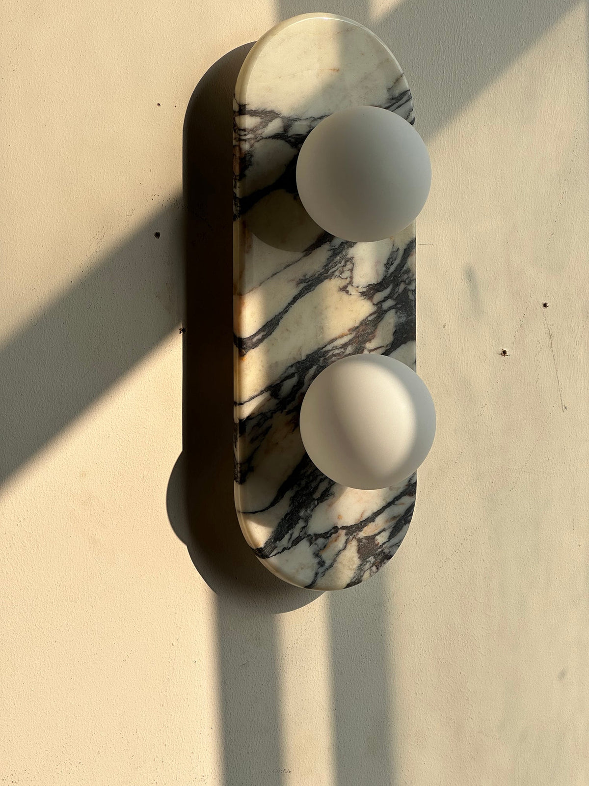 asteria-wall-lamp