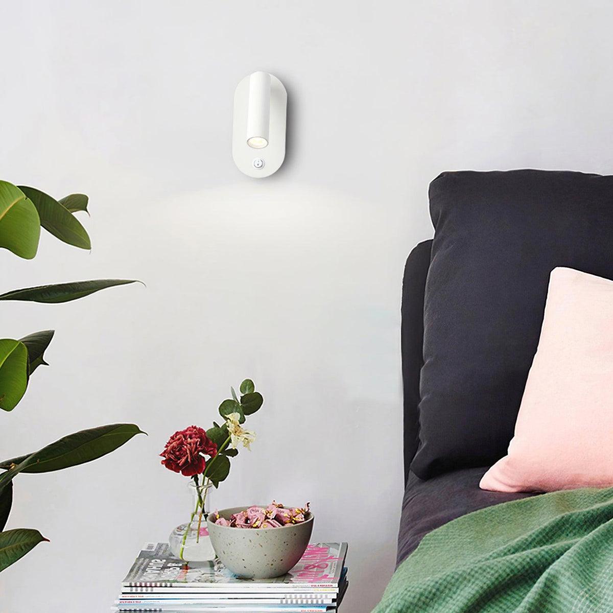 enna-surface-wall-light-with-usb