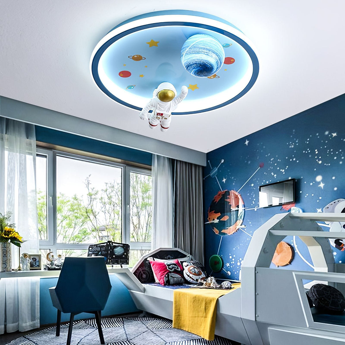 Astronaut Planet Ceiling Lamp
