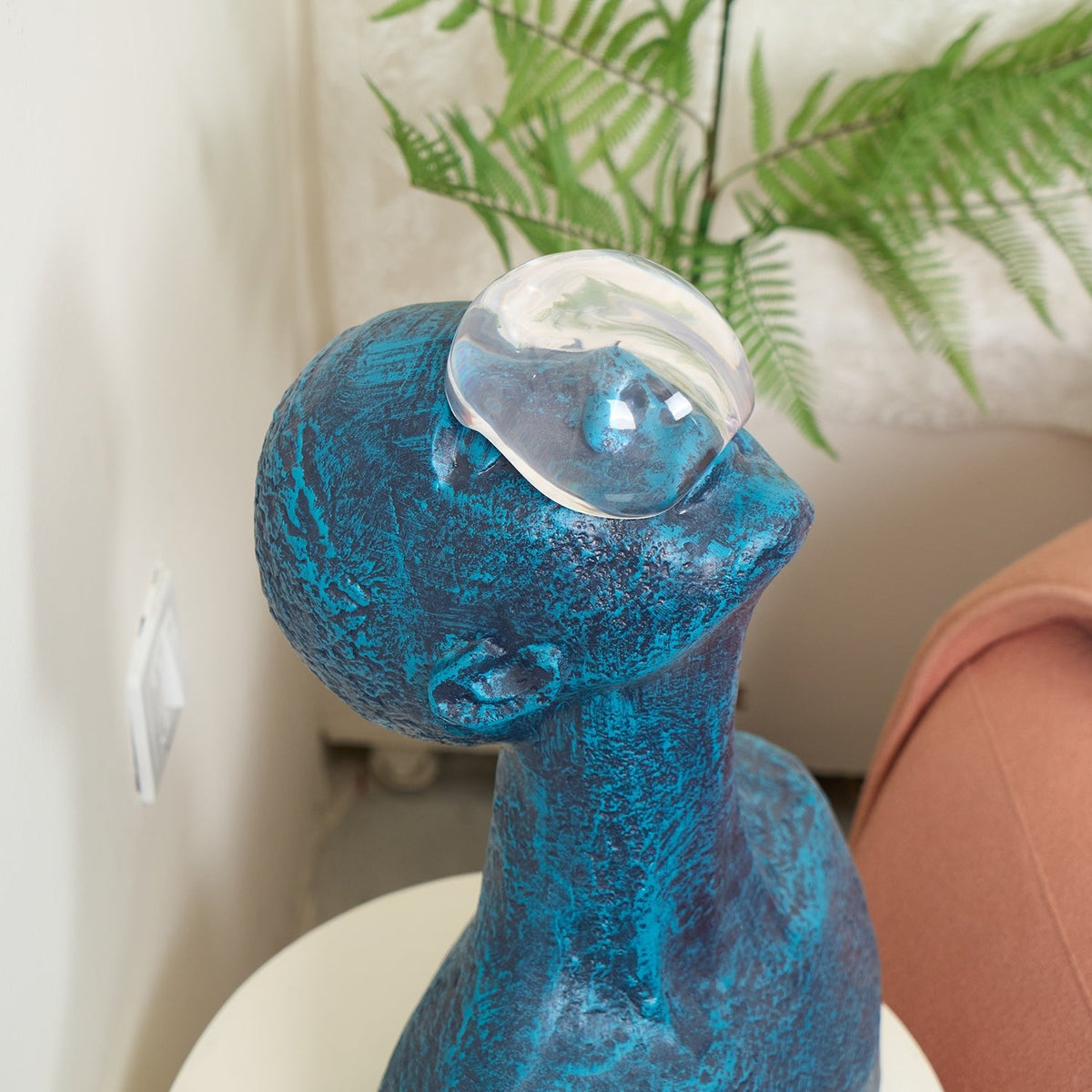 Atlas Guardian Sculpture Table Ornament – Blue Textured Figurine for Modern Interiors