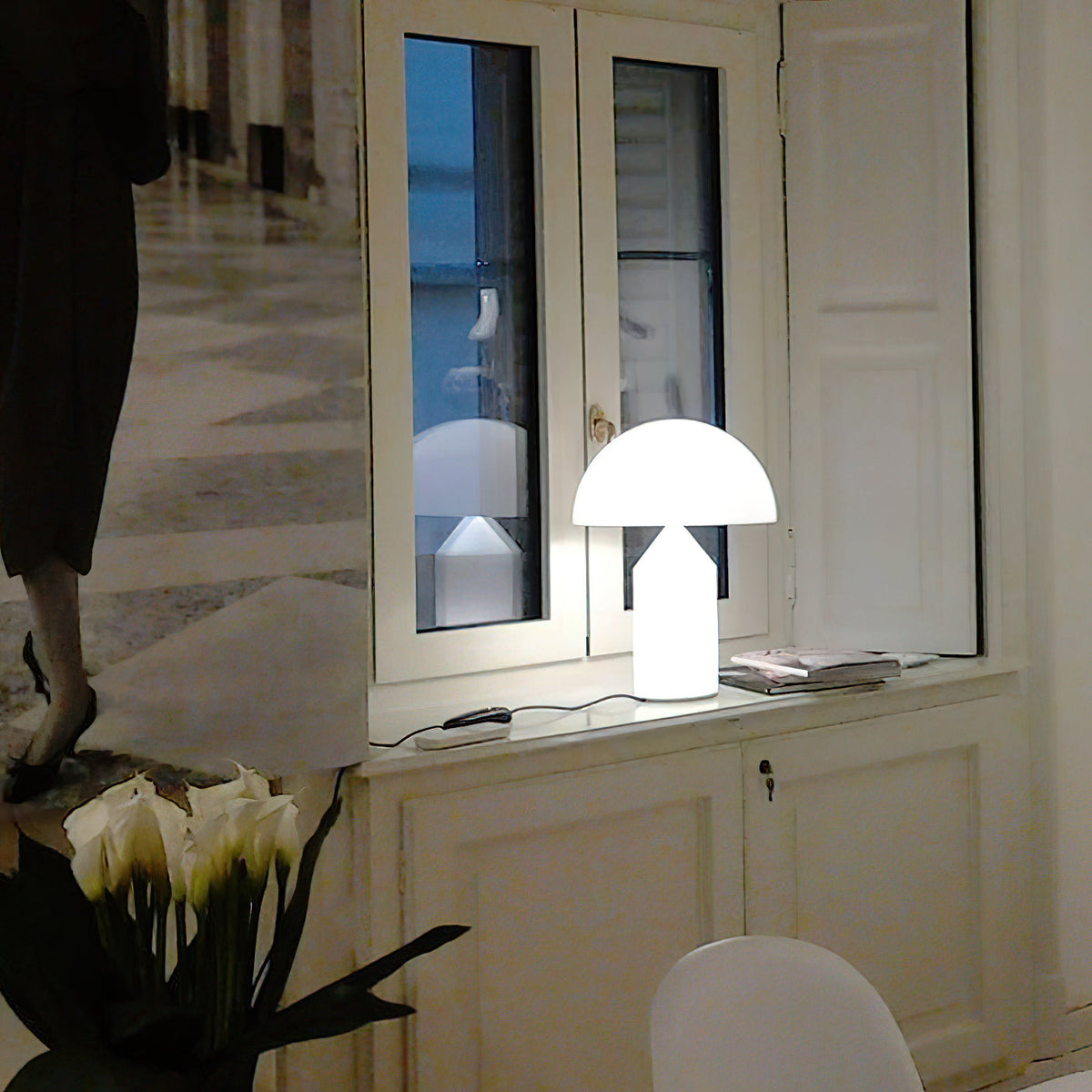 atollo-alabaster-table-lamp