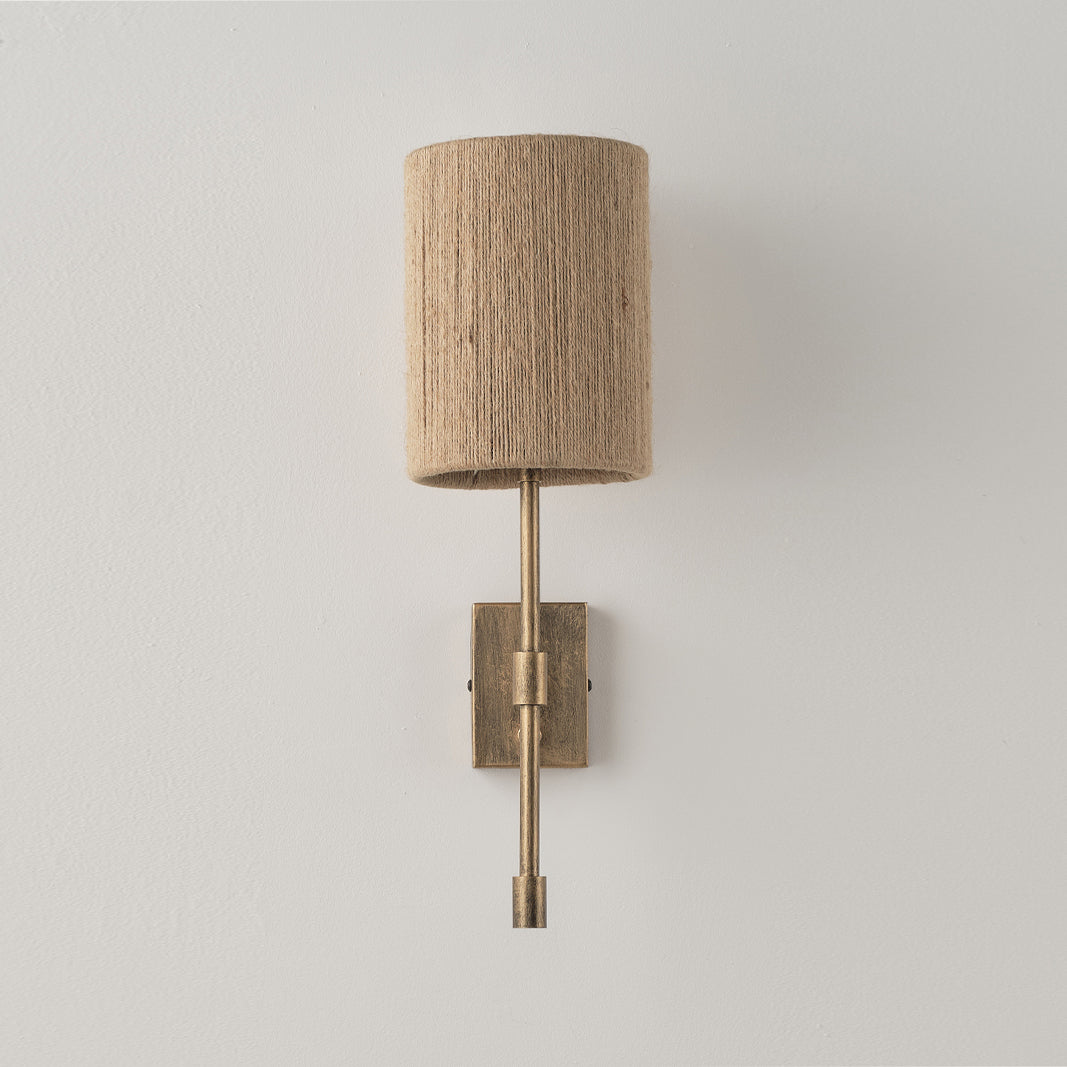 atticus-wall-lamp