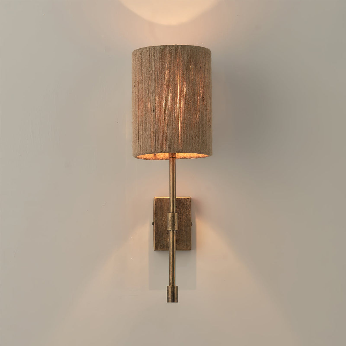atticus-wall-lamp