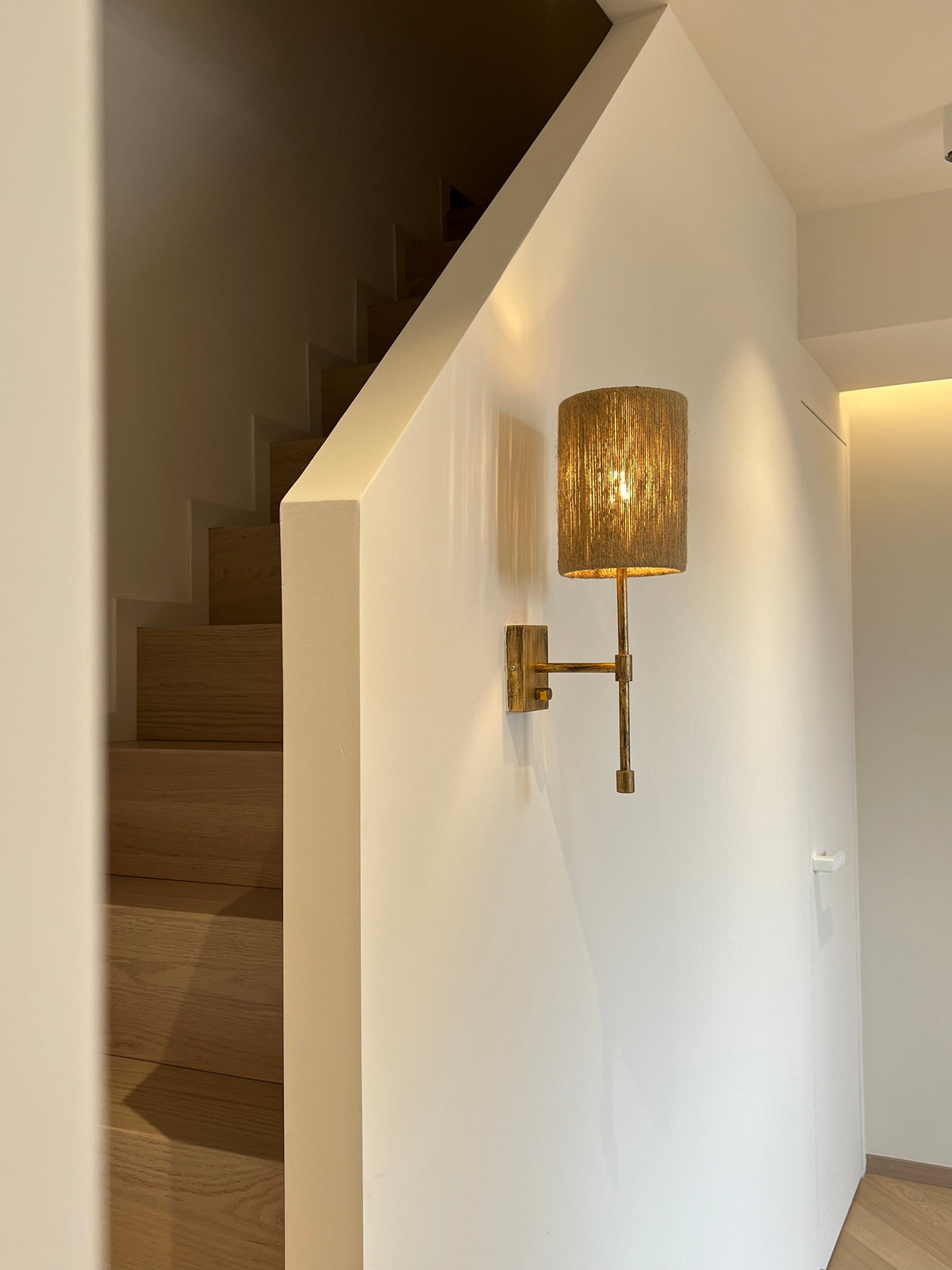 atticus-wall-lamp