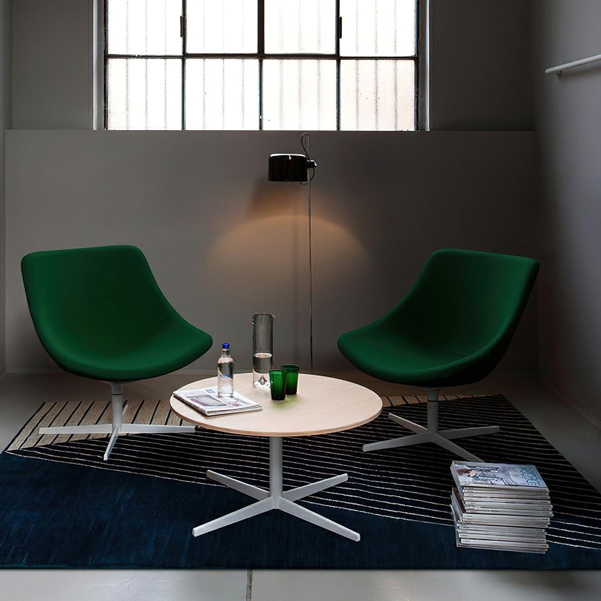 aulus-floor-lamp