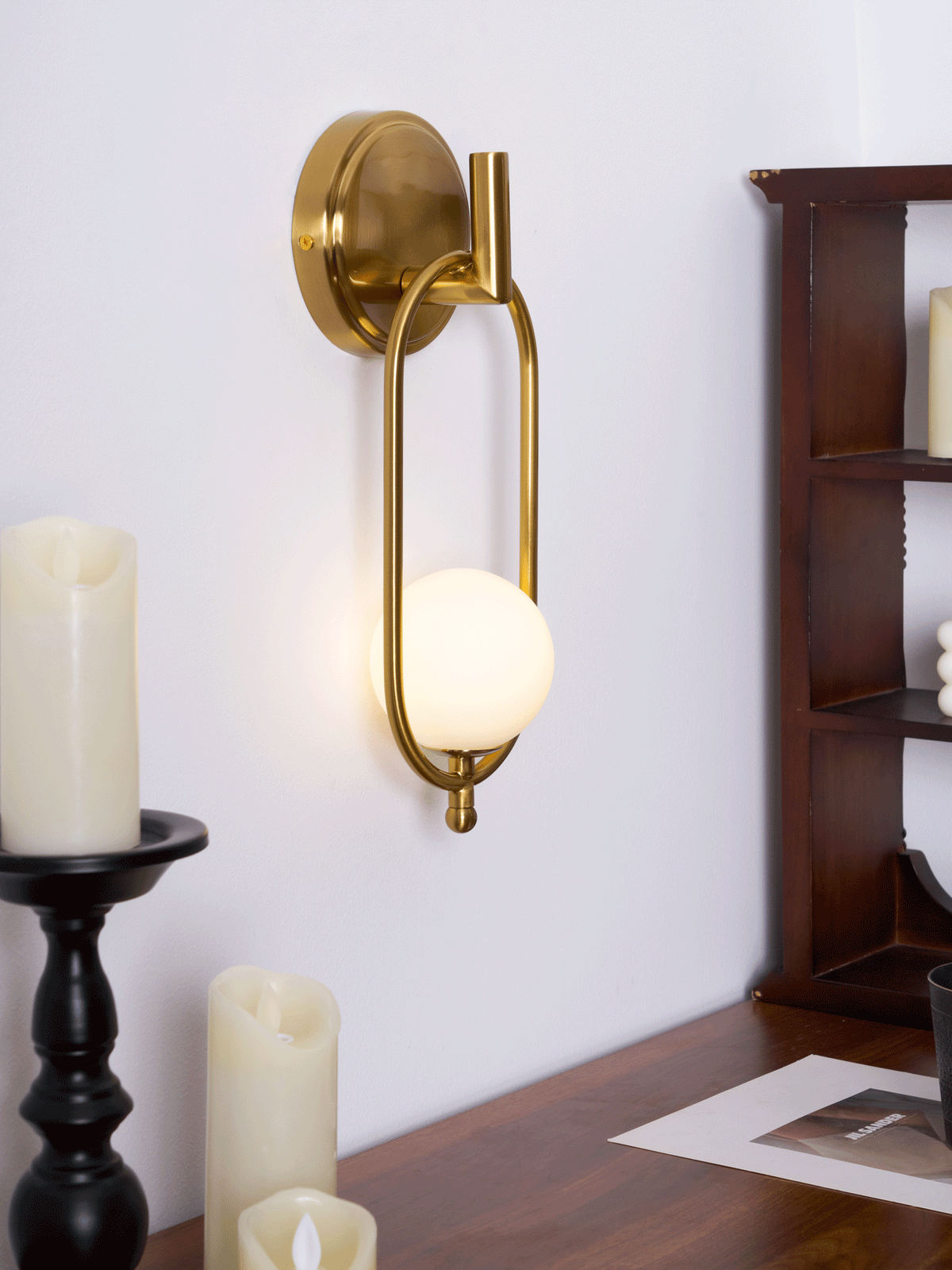 Aurea Brass Wall Sconce – Modern Minimalist Oval Glass Wall Light