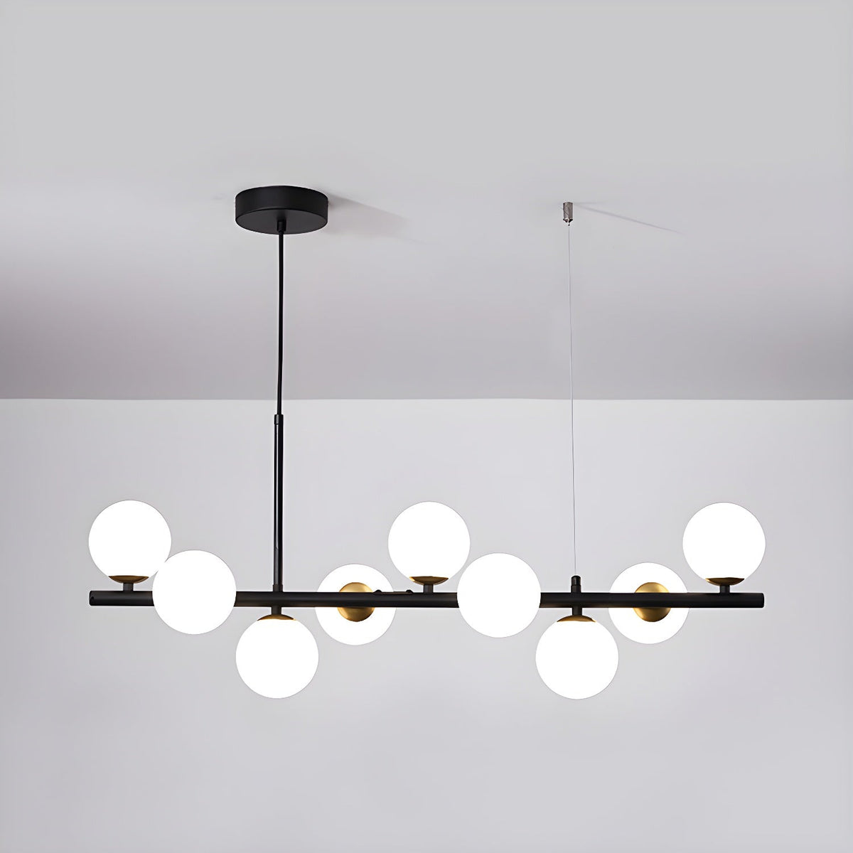 Aurelia Globe Chandelier – Modern Glass & Gold Pendant Light for Dining Room
