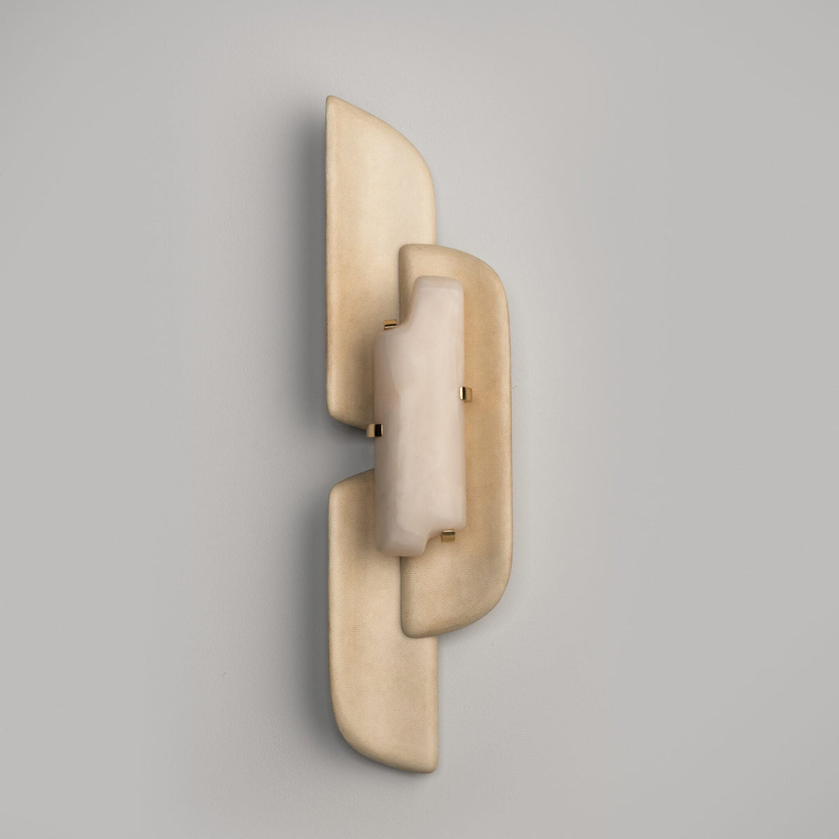 Aurellin Alabaster Wall Sconce – Sculptural LED Wall Light