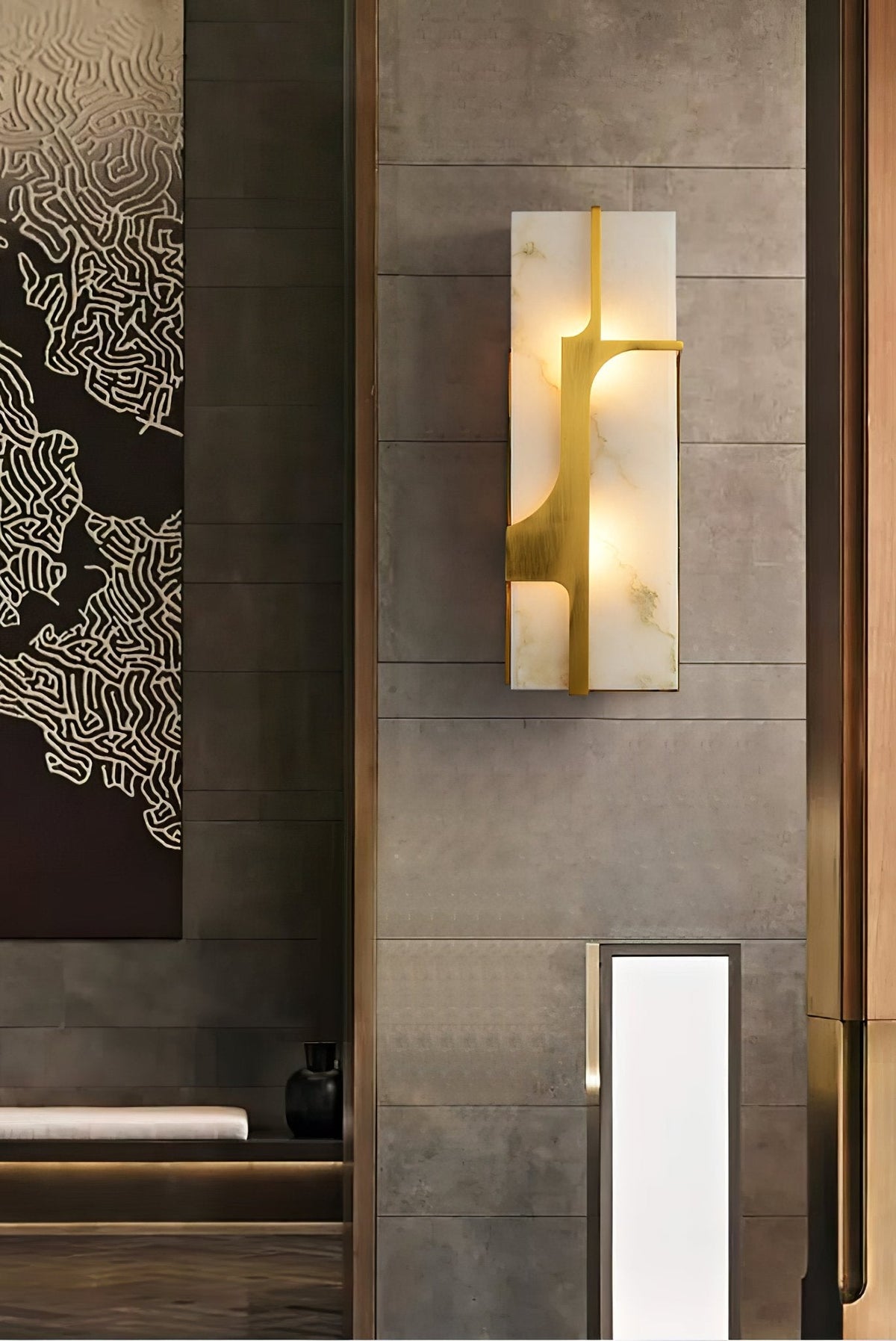 Aurevon Alabaster Wall Sconce in Brushed Brass – Modern Luxury Lighting