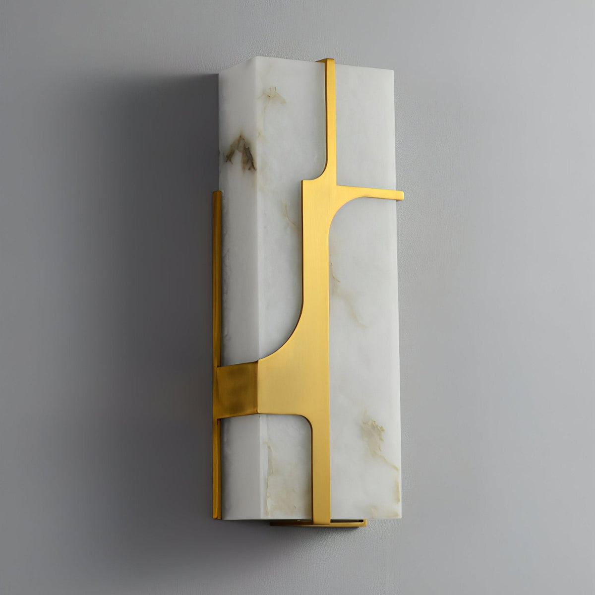 Aurevon Alabaster Wall Sconce in Brushed Brass – Modern Luxury Lighting