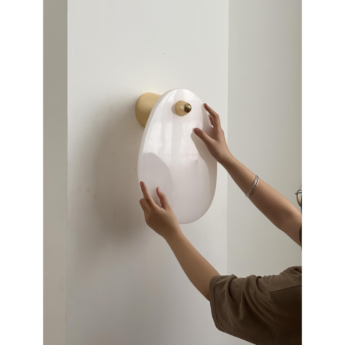aurora-marble-wall-lamp
