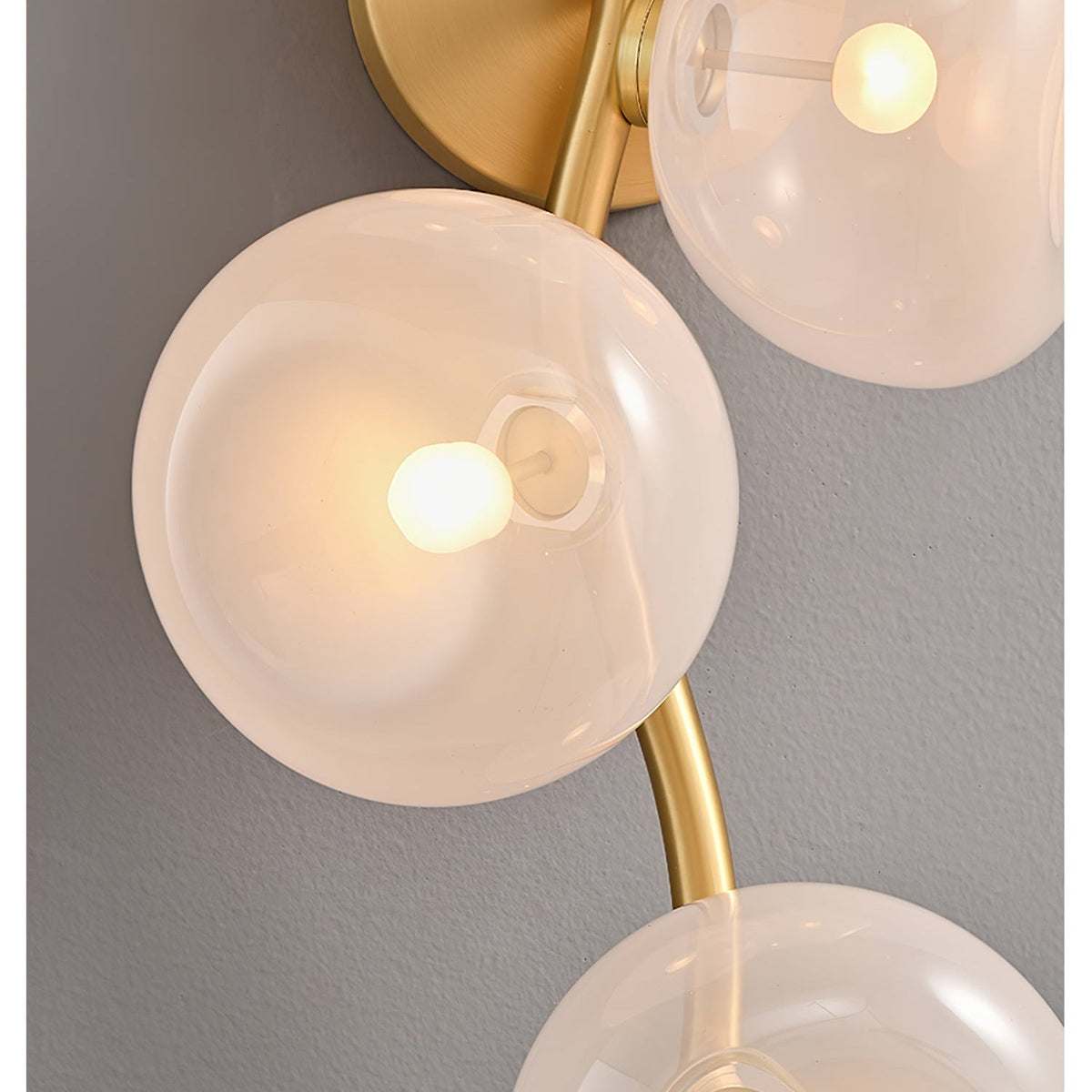 Aurora Vine Wall Sconce – Modern Gold LED Wall Light for Bedroom & Living Room