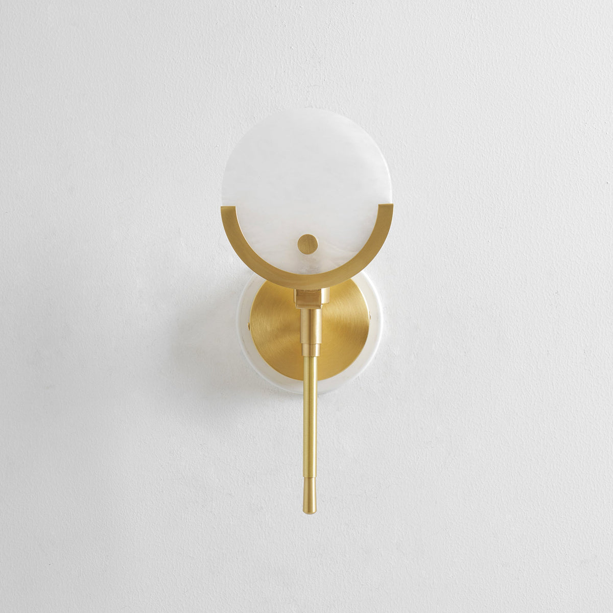 ava-brass-sconce