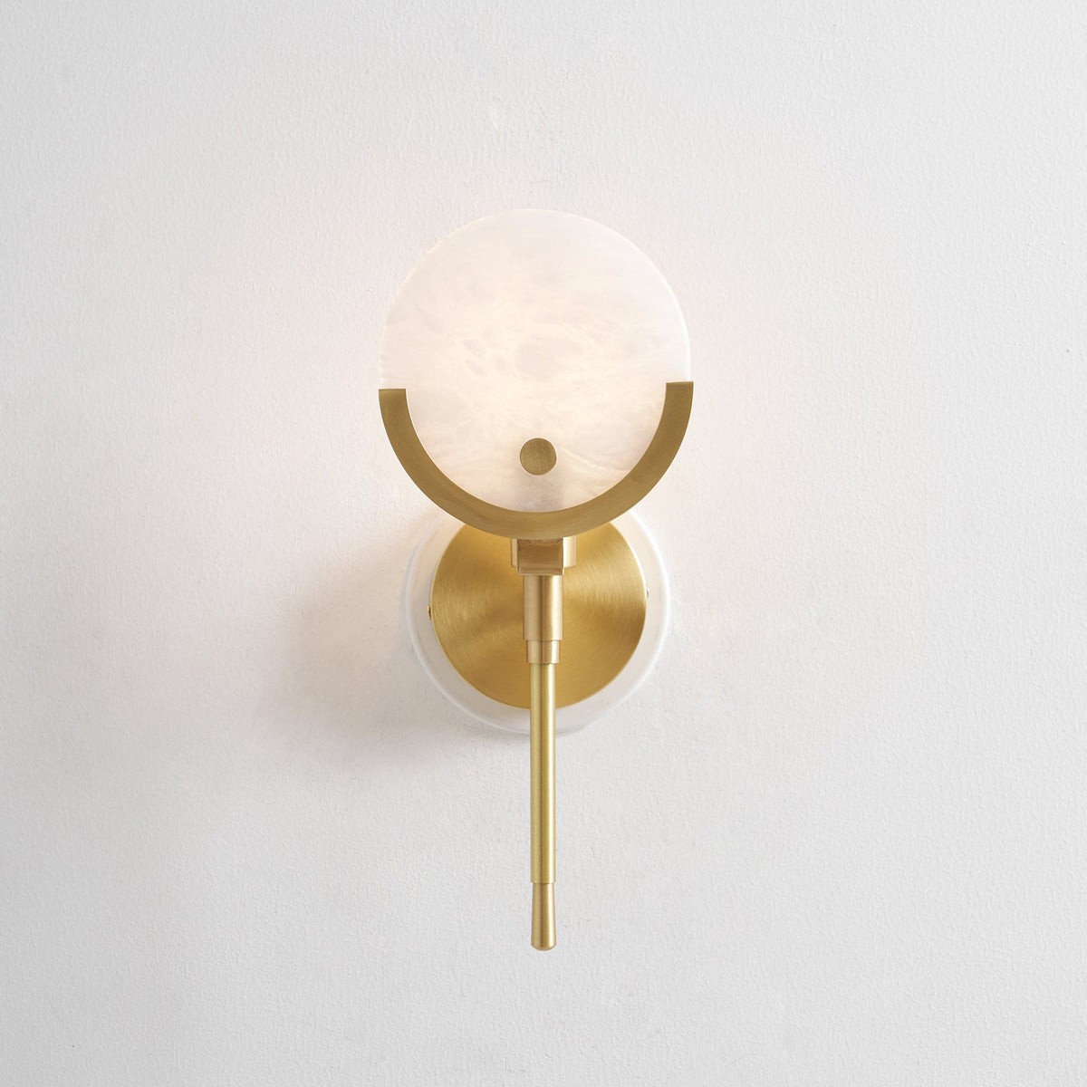 ava-brass-sconce
