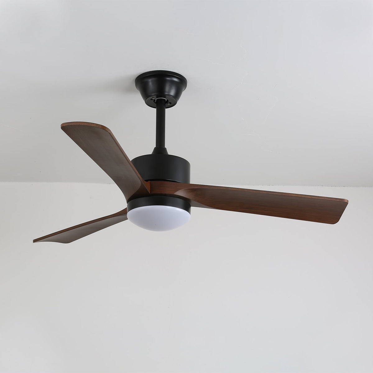 Averso Ceiling Fan Light with LED and Remote Control