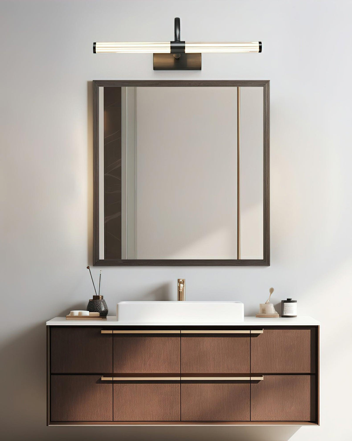 avery-wall-light