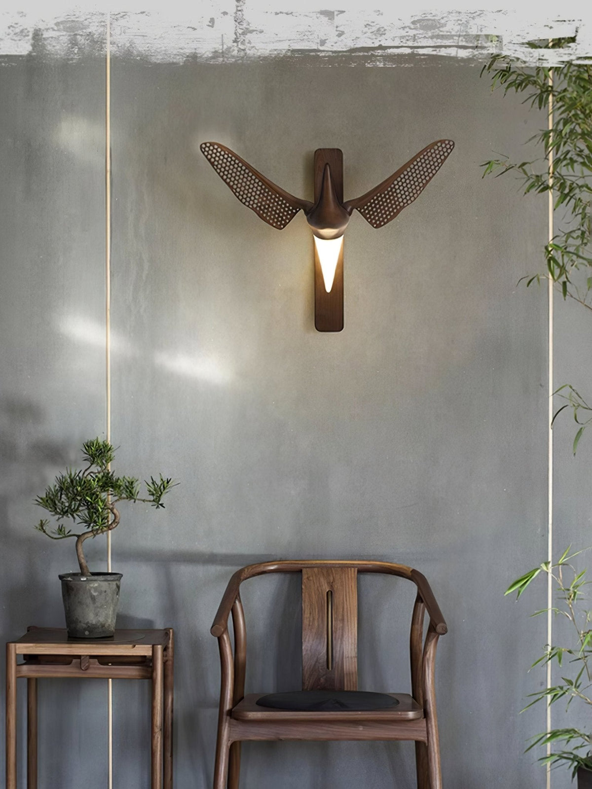 Avesa Sculptural Wood LED Wall Sconce for Modern Interiors