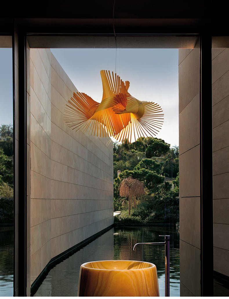 Avian Flair Wooden Pendant Light – Sculptural Bird Form, Natural Wood