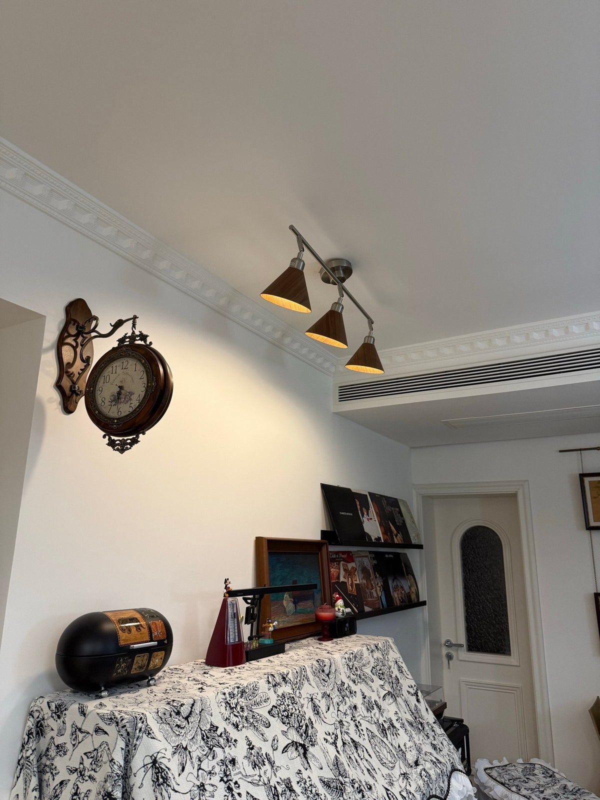 Axiom Directional Ceiling Lamp with Wooden Shades