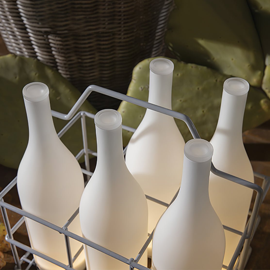 Bacco Built In Battery Table Lamp