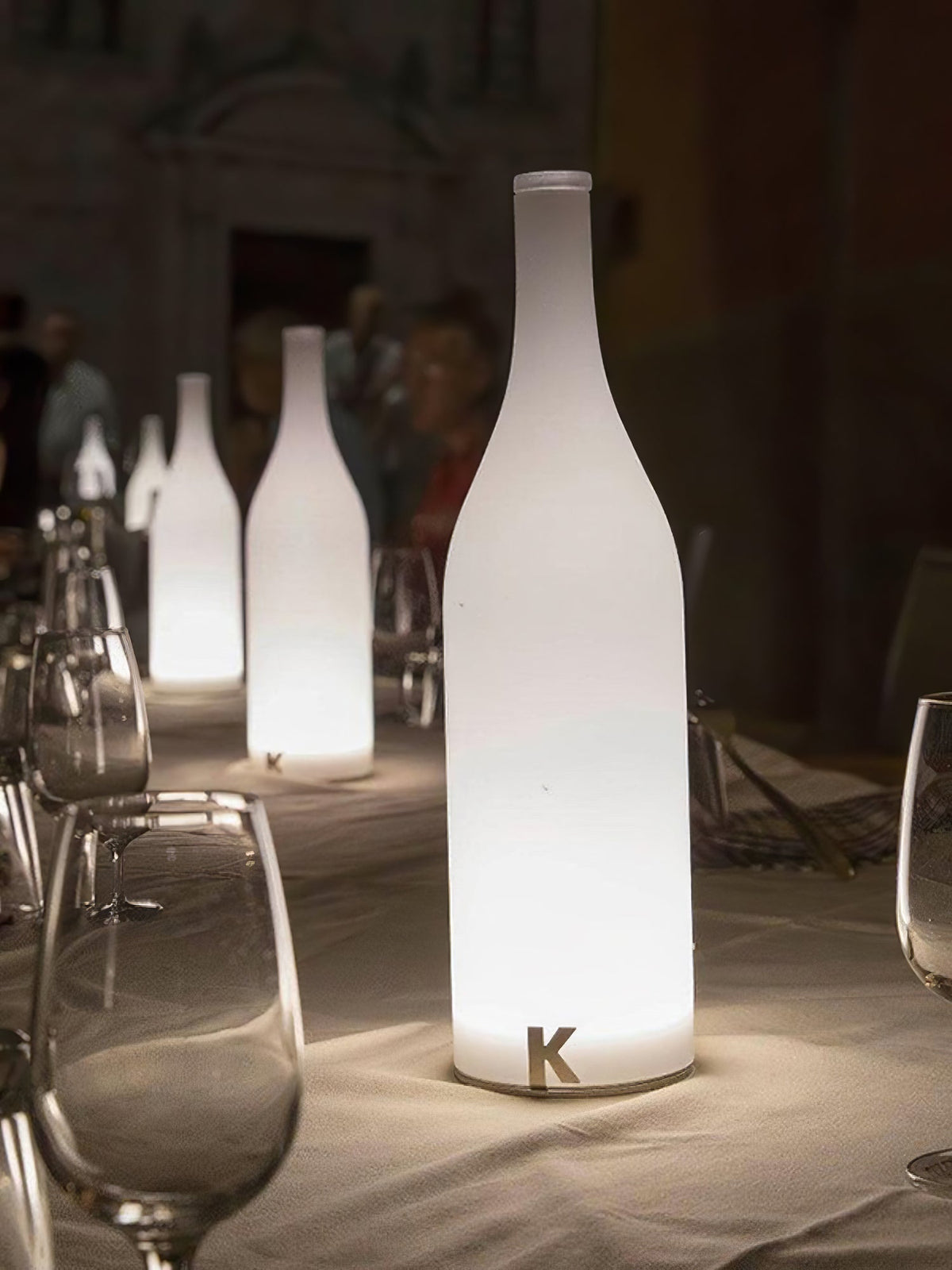 Bacco Built In Battery Table Lamp