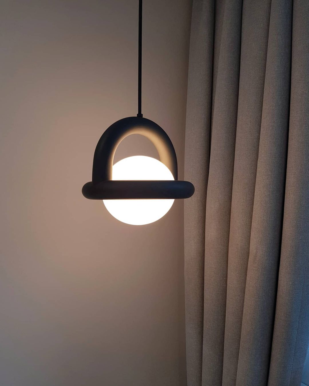 Balloon Pendant Lamp
