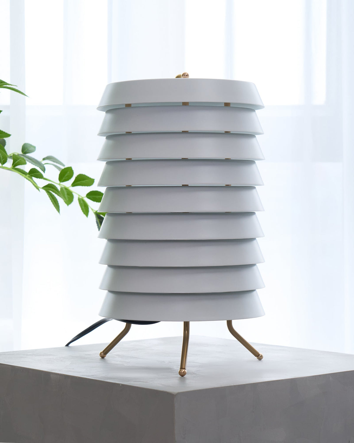 baltic-tower-table-lamp