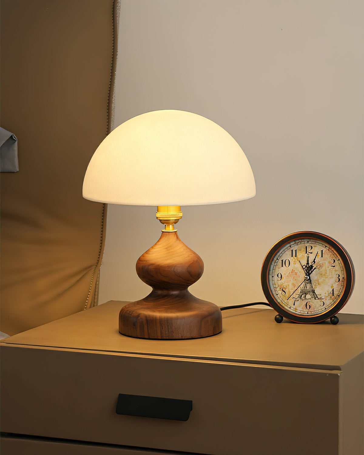 banyan-tree-table-lamp