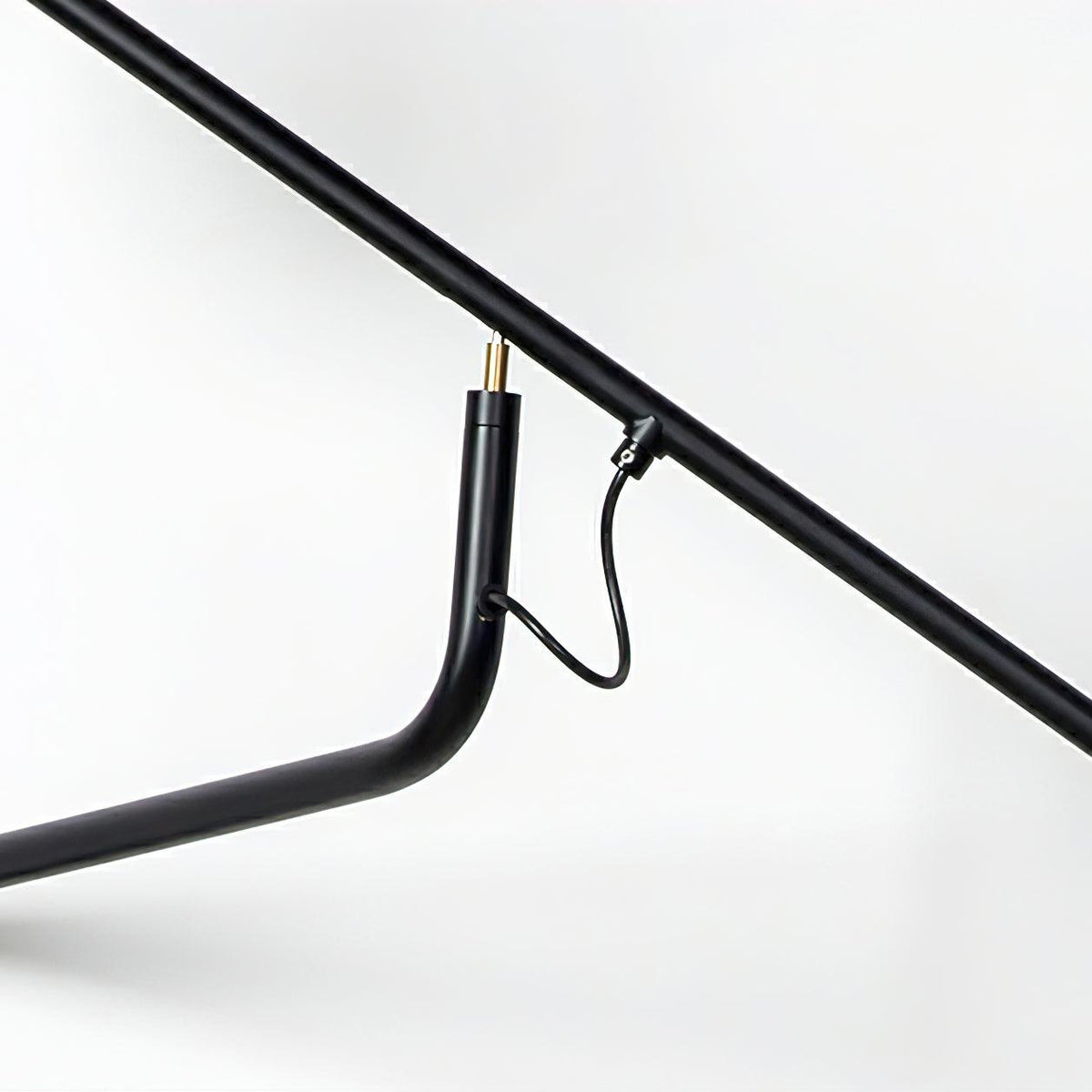 base-wave-wall-lamp