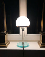 bauhaus-table-lamp