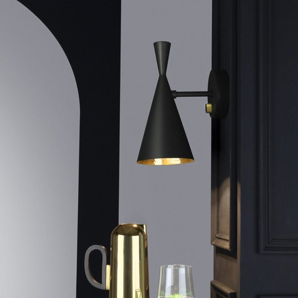 Beat Wall Light