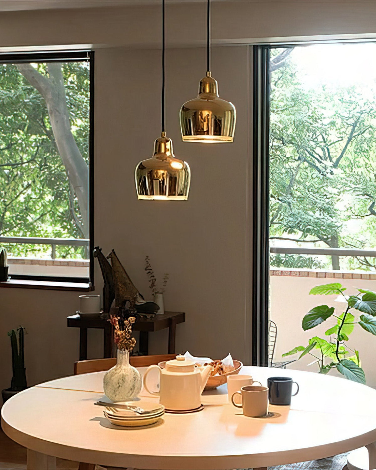 Plumen Metal Pendant Light