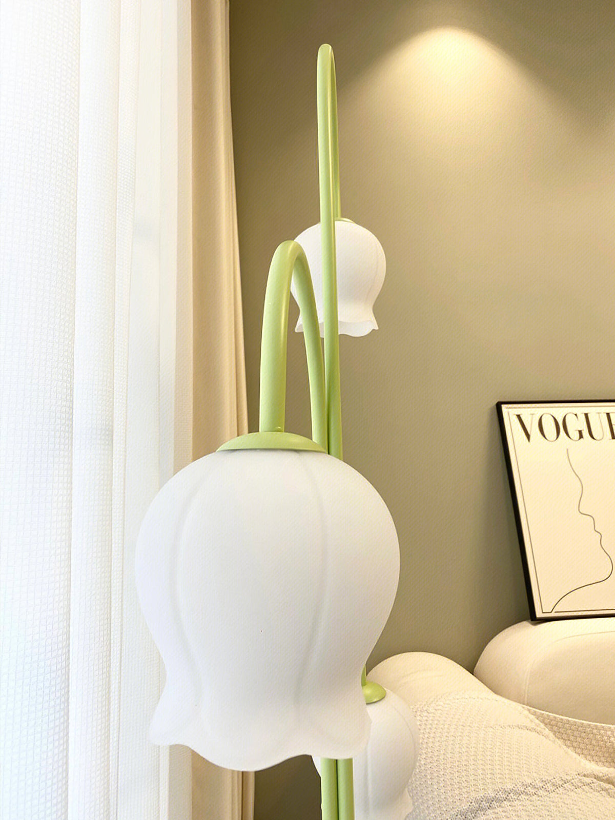 bell-orchid-floor-lamp