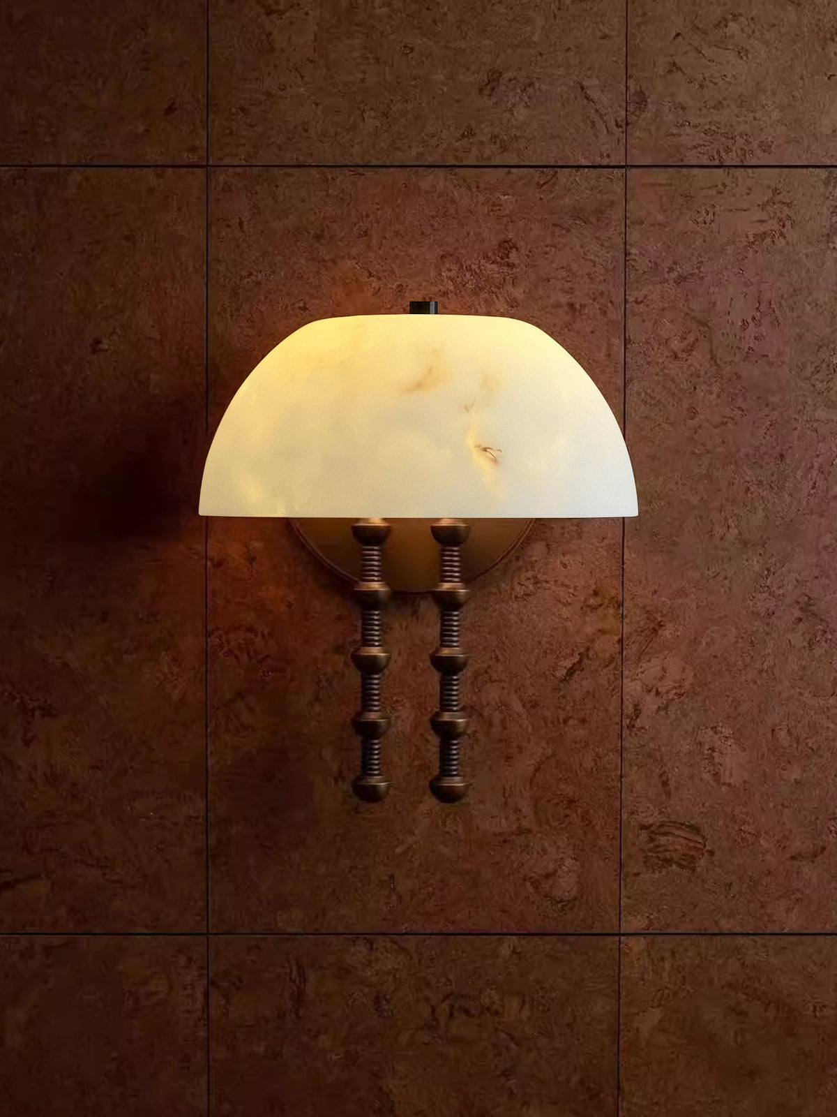 Bellini Alabaster Wall Sconce – Aged Brass & Natural Stone Lighting
