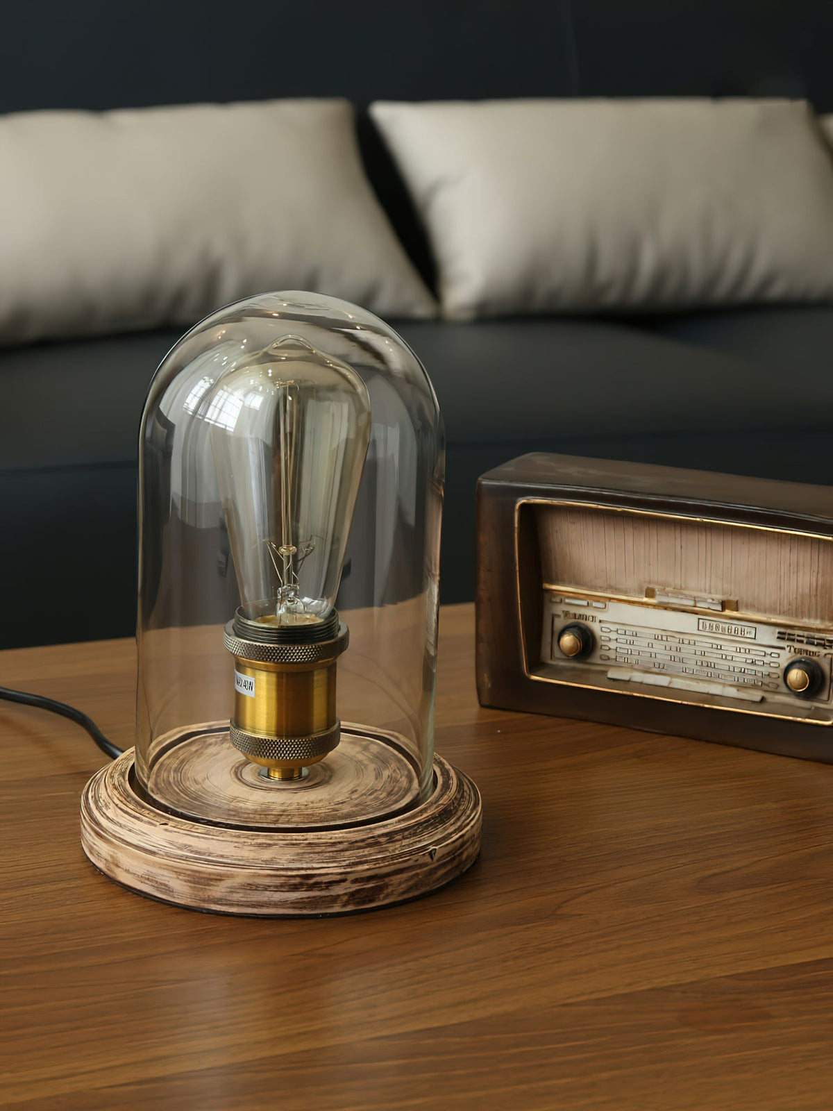 bell-jar-table-lamp