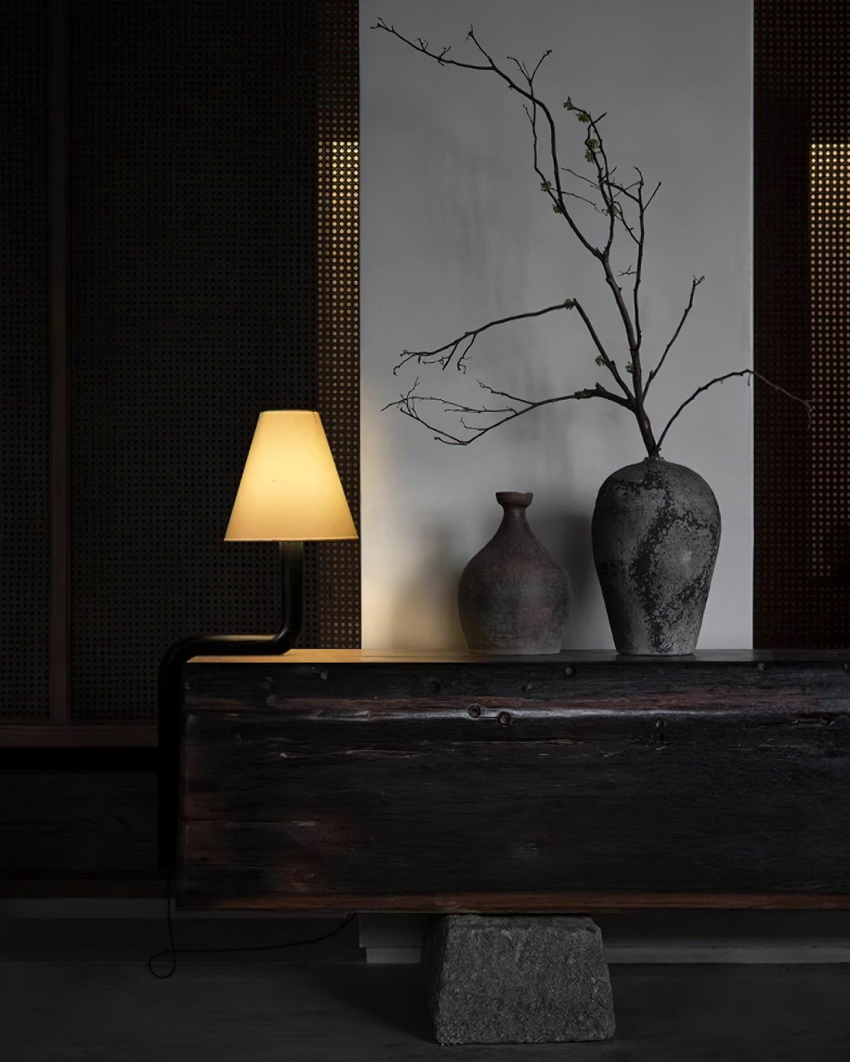 bend-wood-table-lamp