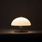 beret-table-lamp