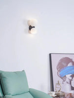 round-pearl-sconce