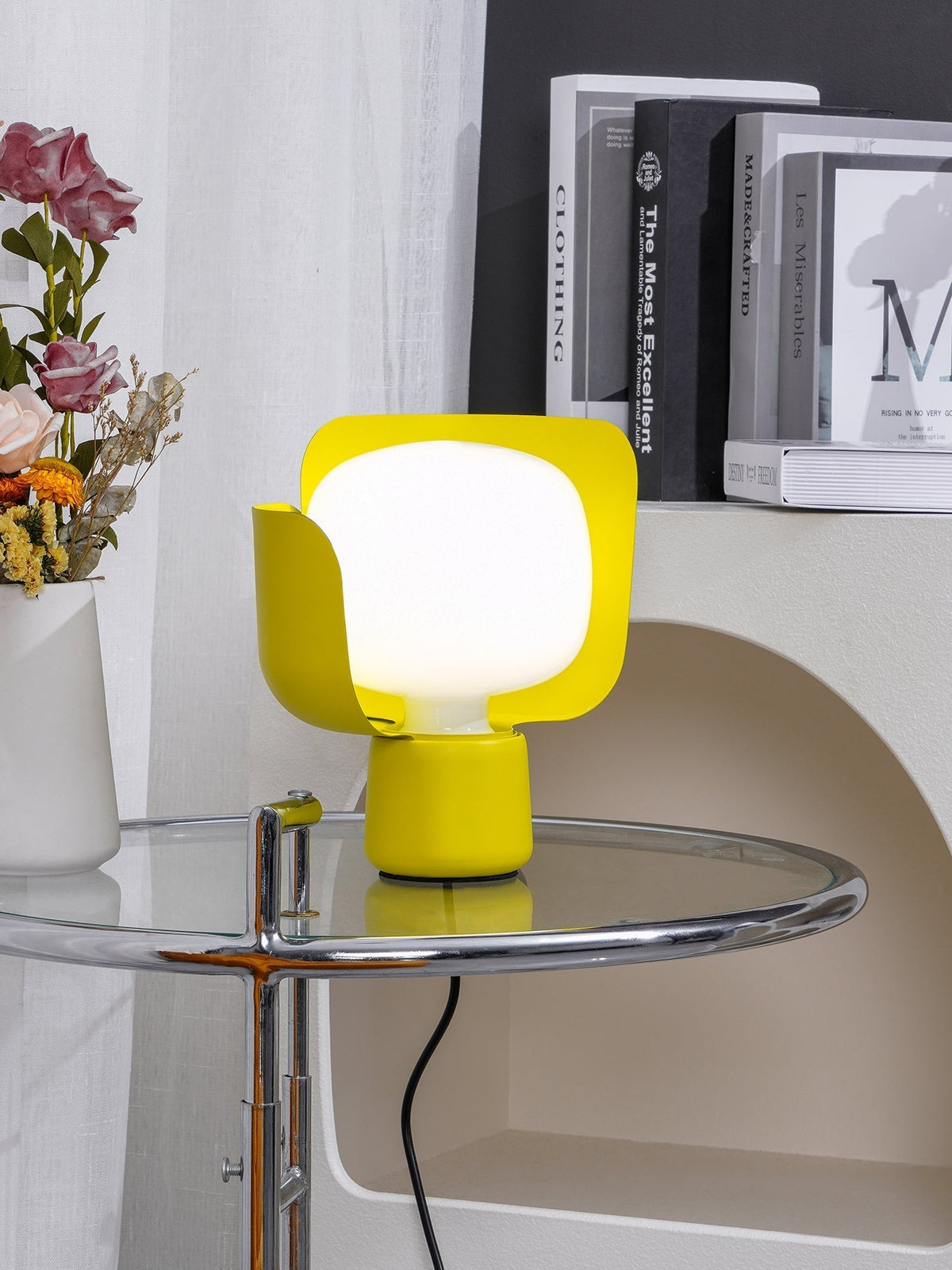 Blom Table Lamp
