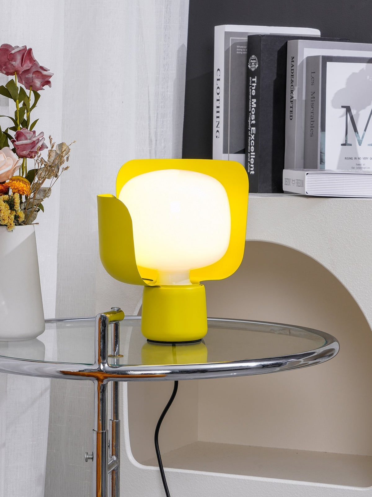 Blom Table Lamp