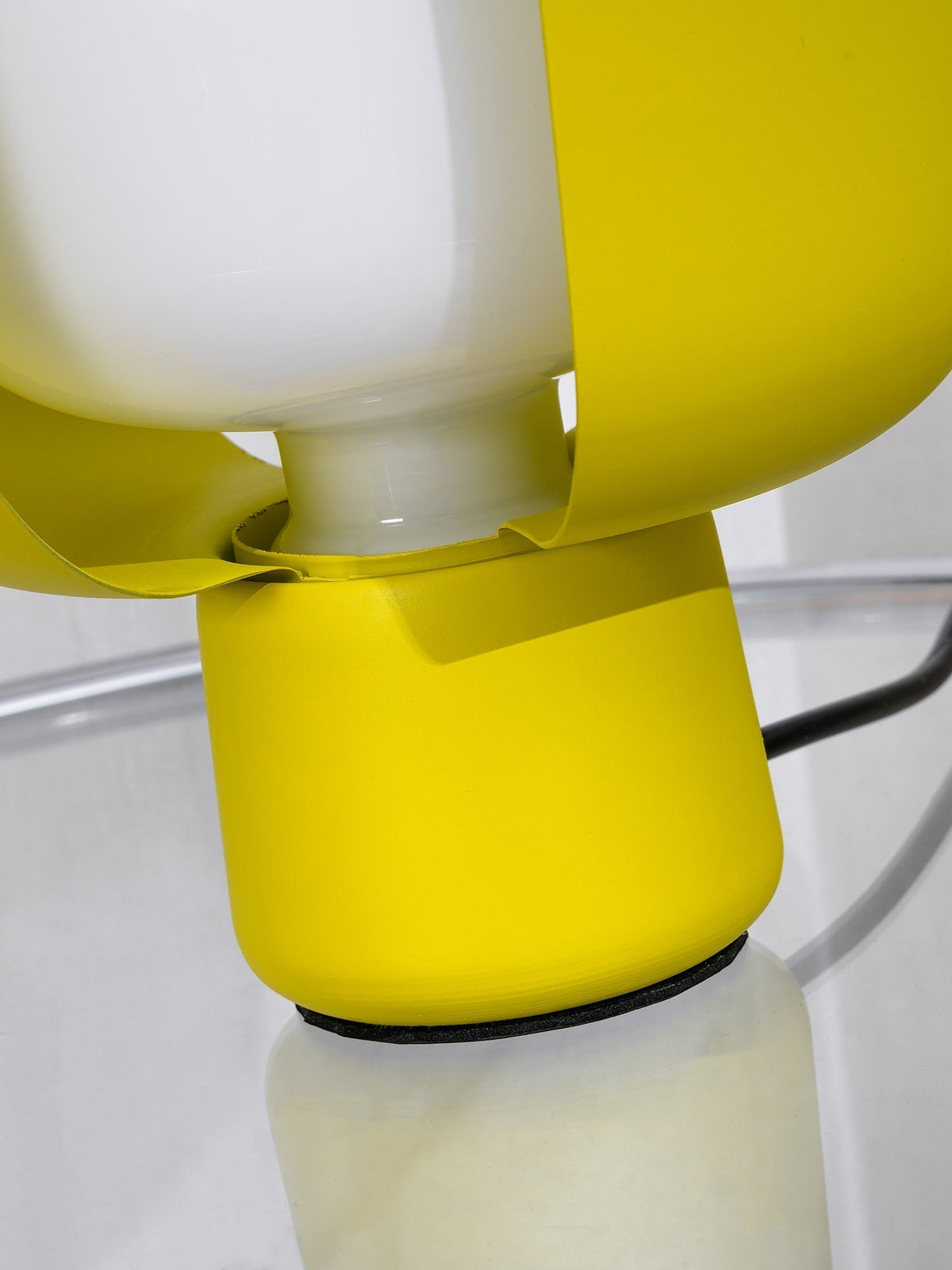 Blom Table Lamp