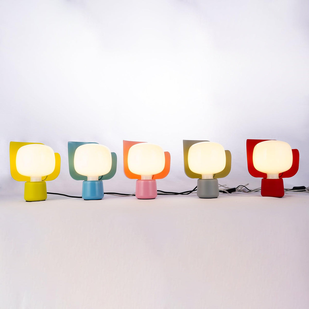 Blom Table Lamp