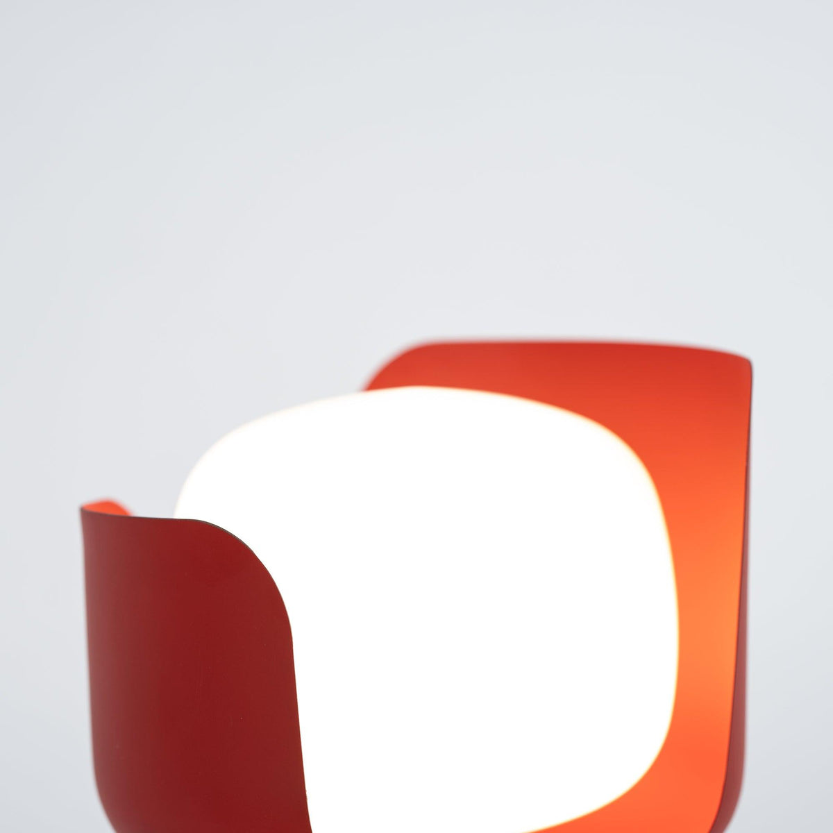 Blom Table Lamp