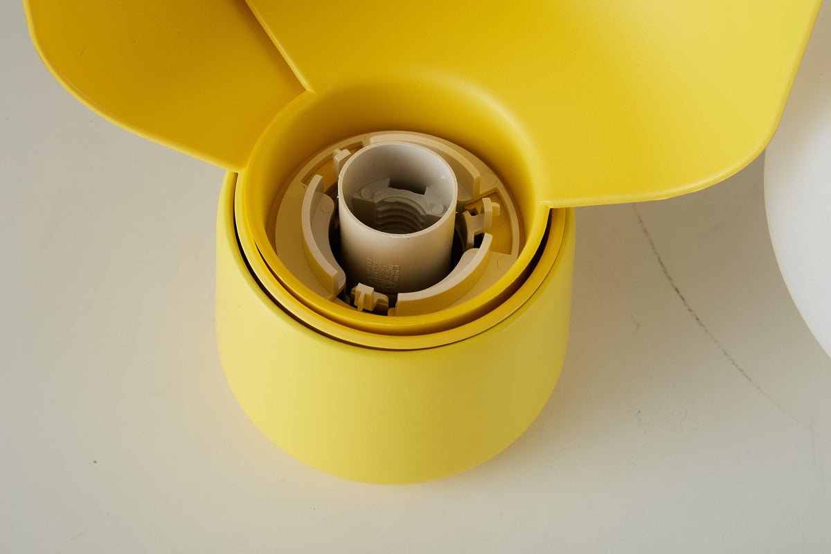 Blom Table Lamp
